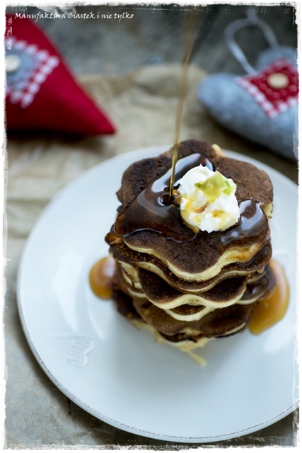 pancakes na zsiadłym mleku